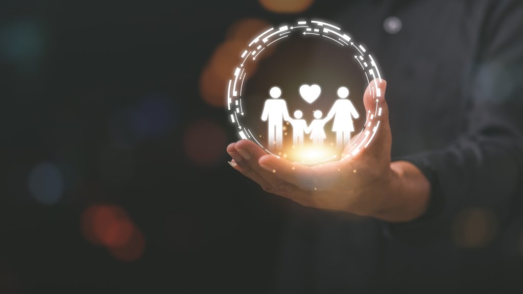 Congés personnels prévus au Code canadien du travail Vecteezy Hand Protecting Family Family And Property Security Concept 14610287 1024x576