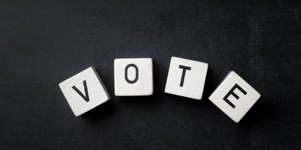 Changement au sein du Comité d’élections Vecteezy Voting And Election Concept Making The Right Decision 13584512 1024x512